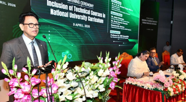 পরীক্ষা নিয়ে ভীত হওয়ার প্রয়োজন নেই: শিক্ষামন্ত্রী