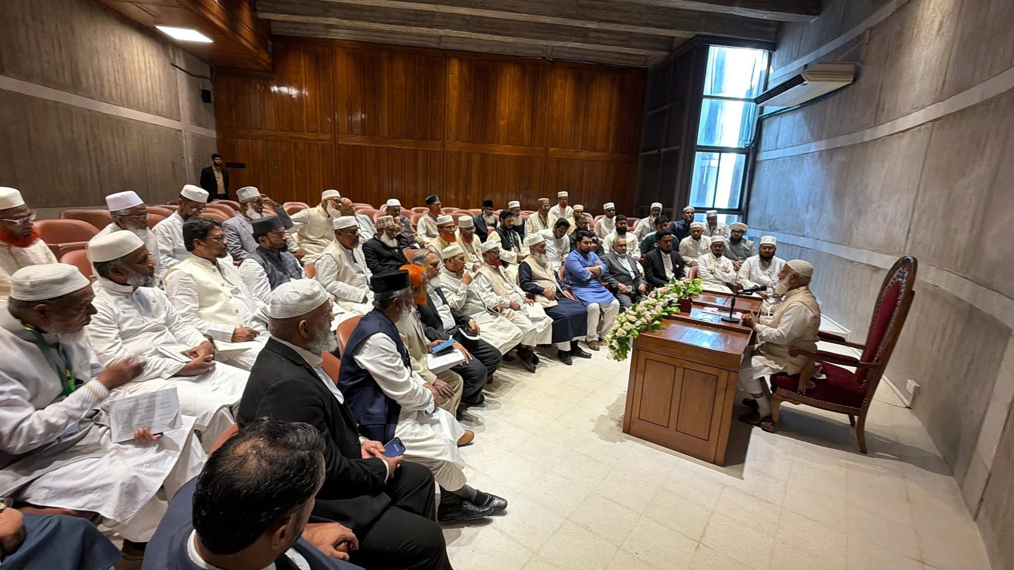 জামায়াতে ইসলামীর নবনির্বাচিত এমপিদের শপথ শেষে সংসদীয় দলের সভা অনুষ্ঠিত