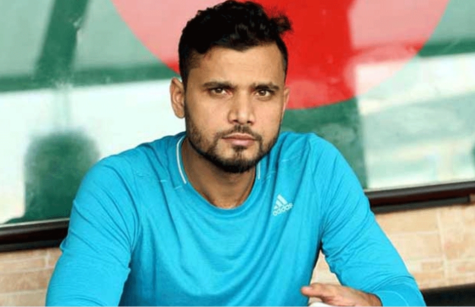 ‘মারা গেলে লাশটা নড়াইলে নিও না’—বাবাকে মাশরাফির আবেগঘন অনুরোধ